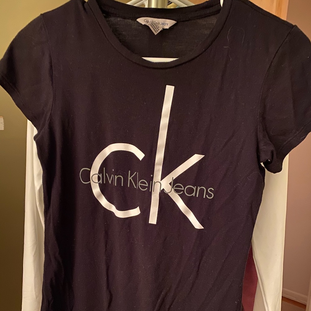 Calvin Klein tshirt